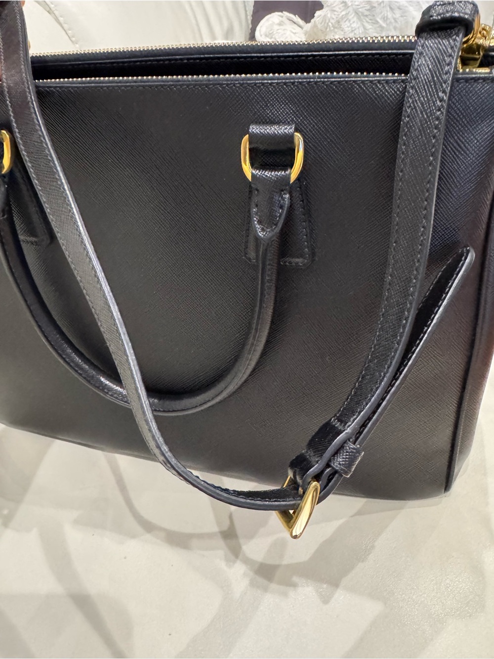 [Authentic] PRADA Saffiano Lux Galleria Medium Double Zip Tote in Black - Picture 11 of 16